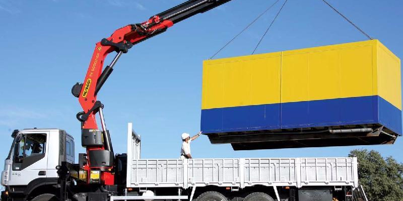 設備吊裝公司哪家好？  設備吊裝要注意哪些安全事項。