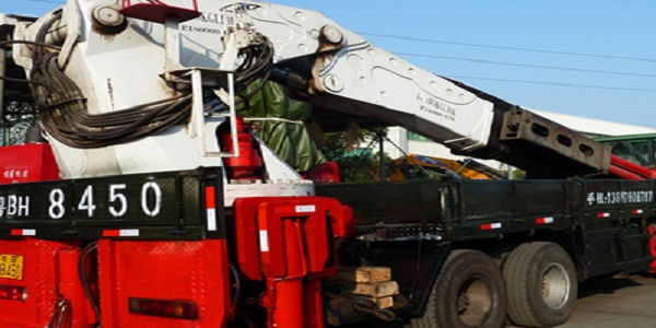 上海設(shè)備裝卸搬運公司哪家好？